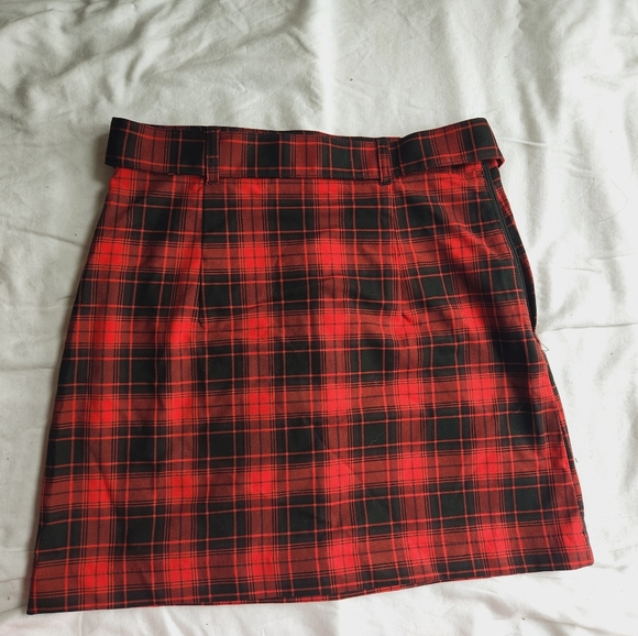 H&M plaid pencil skirt - Picture 3 of 4